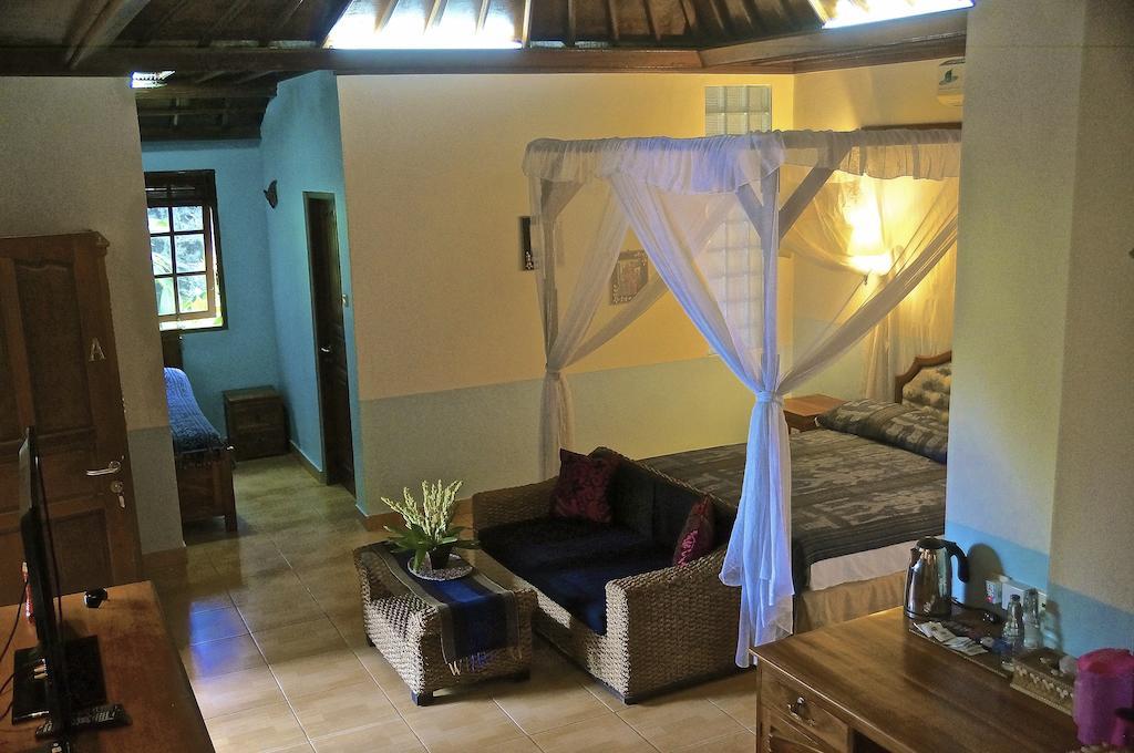 Aahh Bali Bed And Breakfast Джимбаран Экстерьер фото