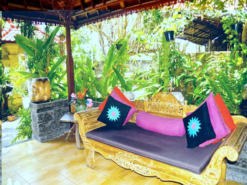 Aahh Bali Bed And Breakfast Джимбаран Экстерьер фото